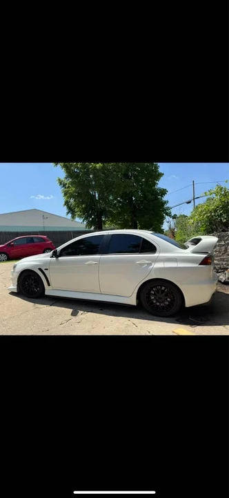 2011 Mitsubishi Lancer Evolution X 9th Gen - Image 14 of 16