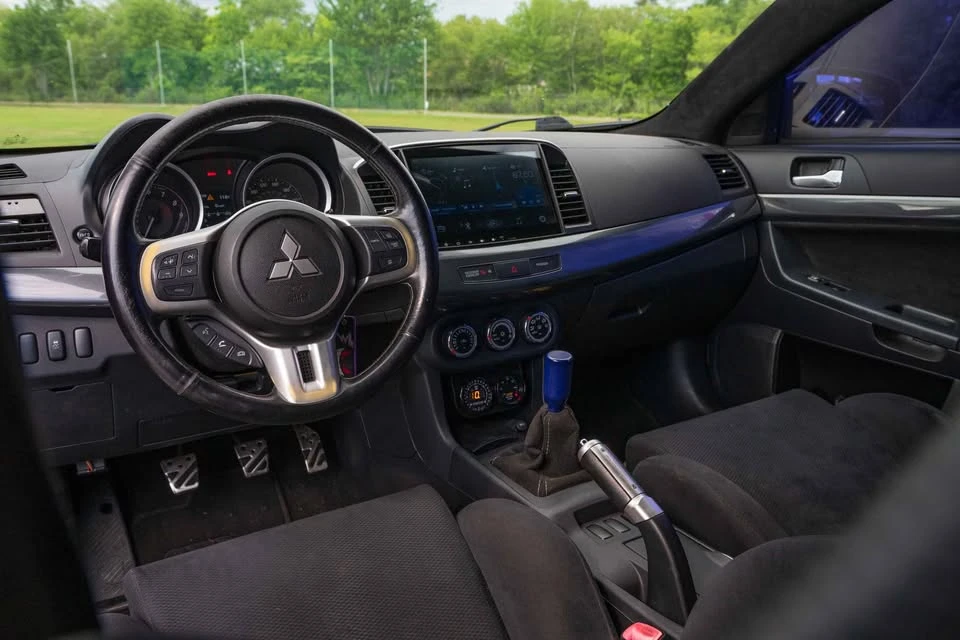 2011 Mitsubishi Lancer Evolution X 9th Gen - Image 9 of 10