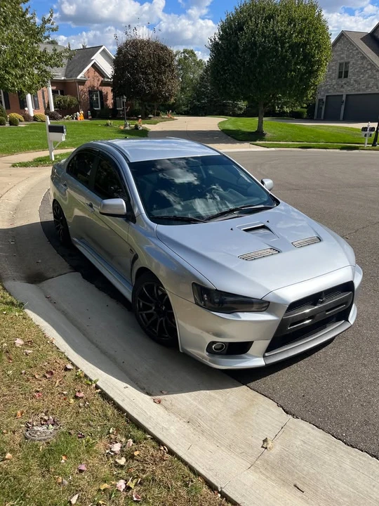 2011 Mitsubishi Lancer Evolution X 9th Gen - Image 11 of 20