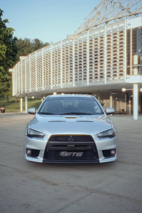2011 Mitsubishi Lancer Evolution X 9th Gen - Image 2 of 20