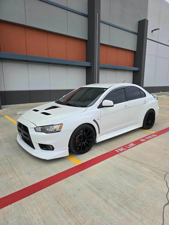 2011 Mitsubishi Lancer Evolution X 9th Gen - Image 2 of 8