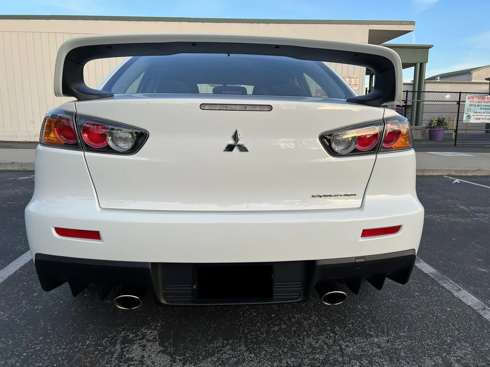 2011 Mitsubishi Lancer Evolution X 9th Gen - Image 14 of 31