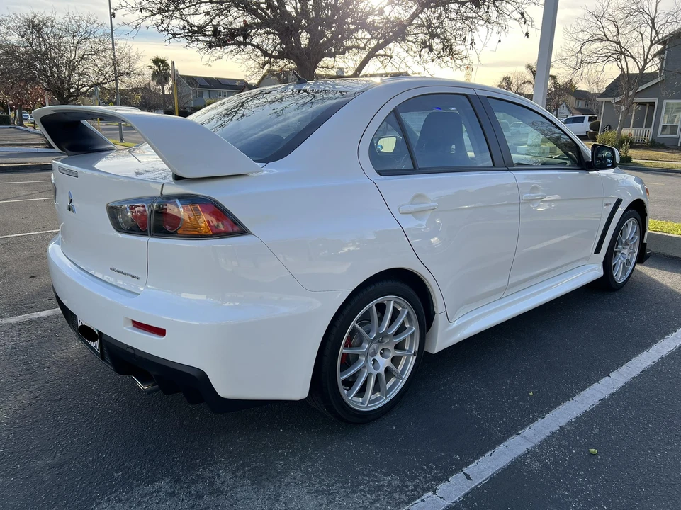 2011 Mitsubishi Lancer Evolution X 9th Gen - Image 15 of 31