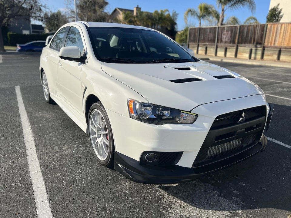 2011 Mitsubishi Lancer Evolution X 9th Gen - Image 23 of 31