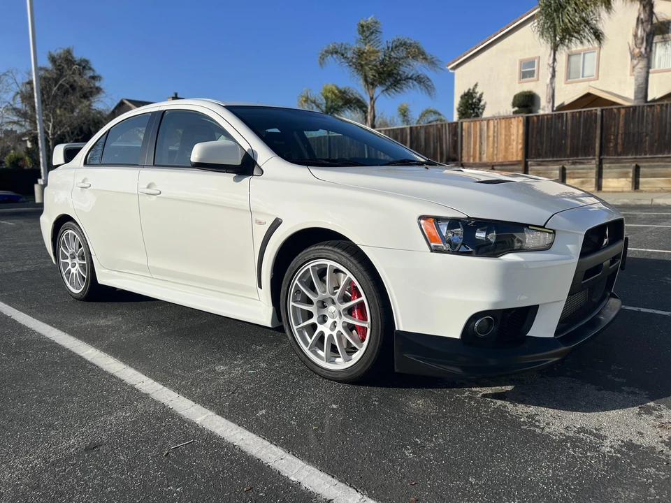 2011 Mitsubishi Lancer Evolution X 9th Gen - Image 18 of 31