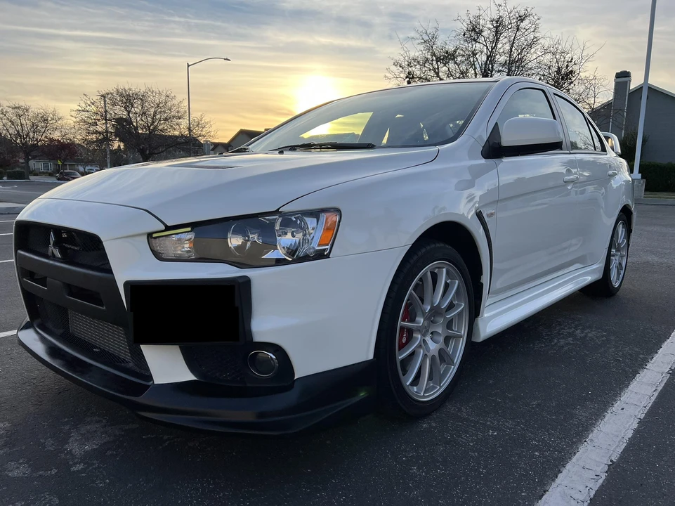2011 Mitsubishi Lancer Evolution X 9th Gen - Image 9 of 31