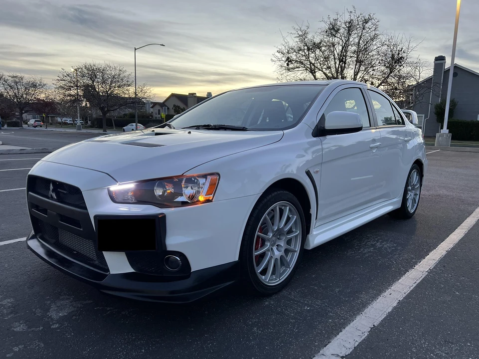 2011 Mitsubishi Lancer Evolution X 9th Gen - Image 10 of 31