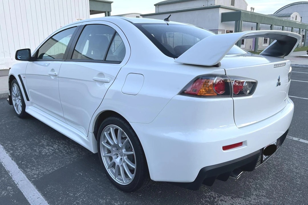 2011 Mitsubishi Lancer Evolution X 9th Gen - Image 4 of 31