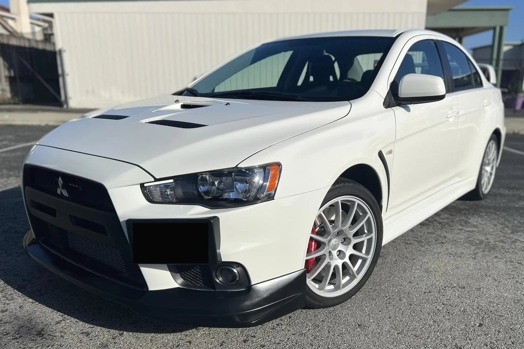 2011 Mitsubishi Lancer Evolution X 9th Gen - Image 3 of 31