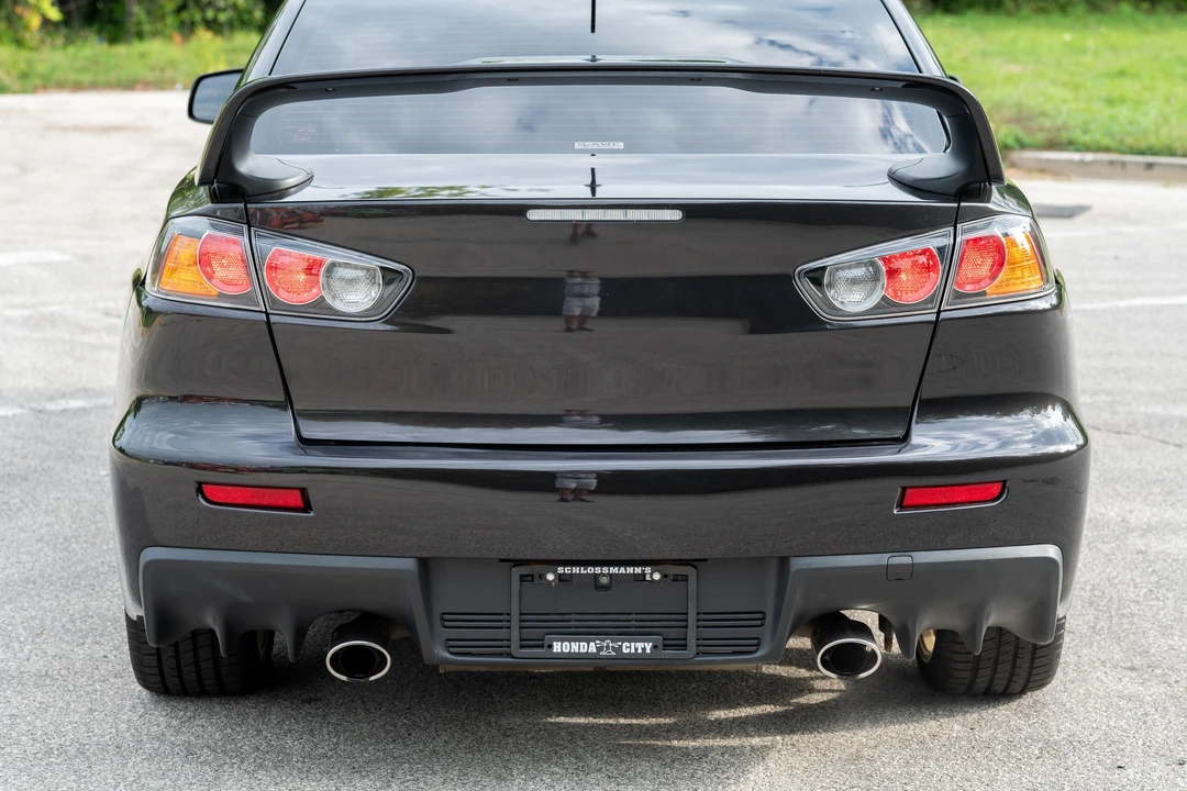 2011 Mitsubishi Lancer Evolution X 9th Gen - Image 13 of 31