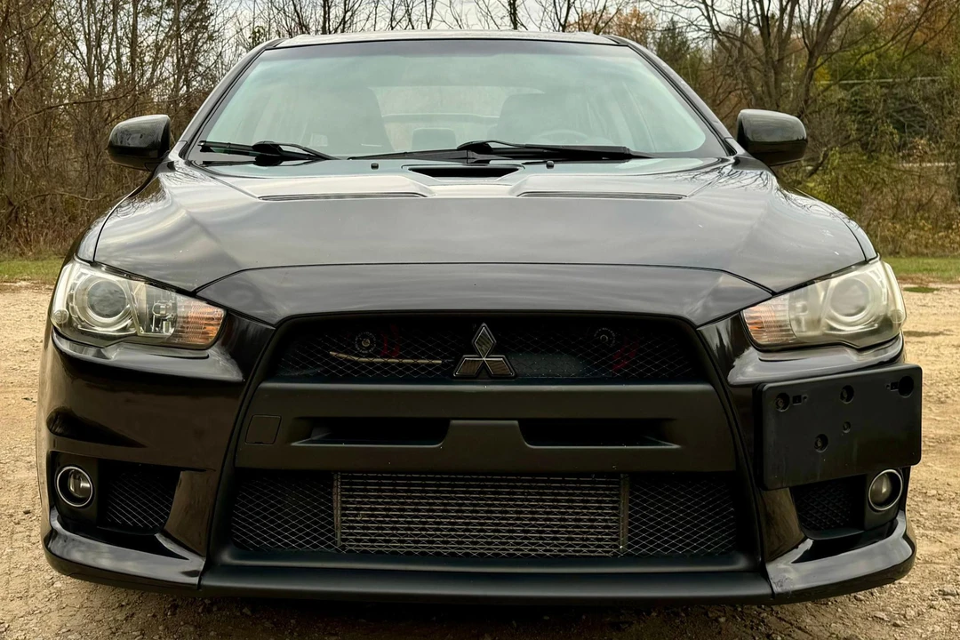 2011 Mitsubishi Lancer Evolution X 9th Gen - Image 2 of 31