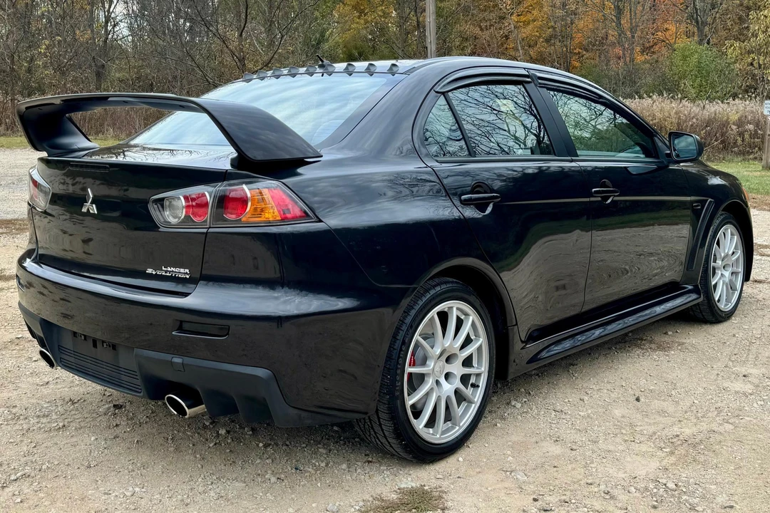 2011 Mitsubishi Lancer Evolution X 9th Gen - Image 4 of 31