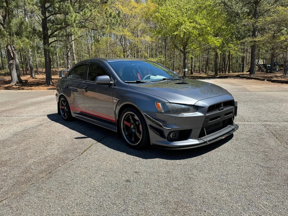 2011 Mitsubishi Lancer Evolution X 9th Gen - Image 17 of 30