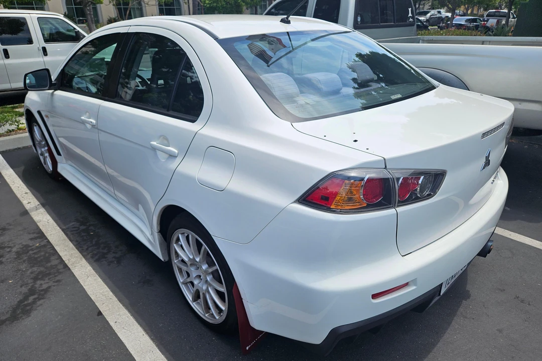 2011 Mitsubishi Lancer Evolution X 9th Gen - Image 4 of 31