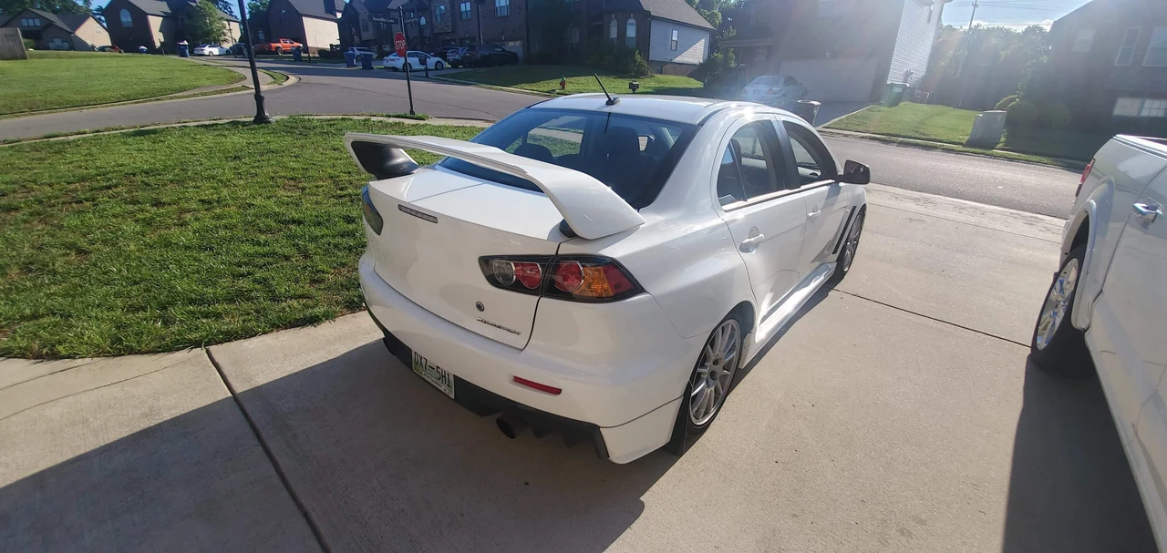 2011 Mitsubishi Lancer Evolution X 9th Gen - Image 20 of 31