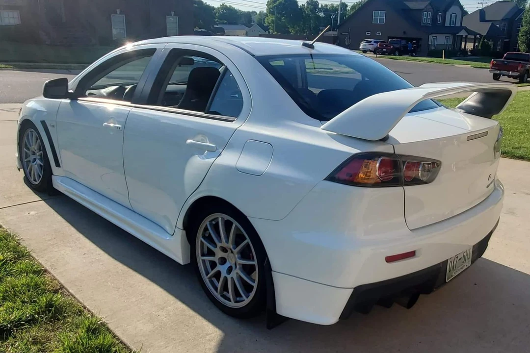 2011 Mitsubishi Lancer Evolution X 9th Gen - Image 4 of 31