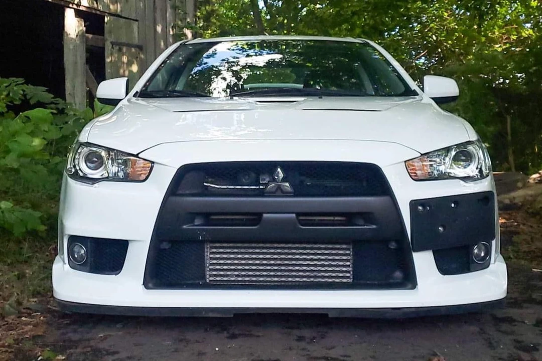 2011 Mitsubishi Lancer Evolution X 9th Gen - Image 2 of 31