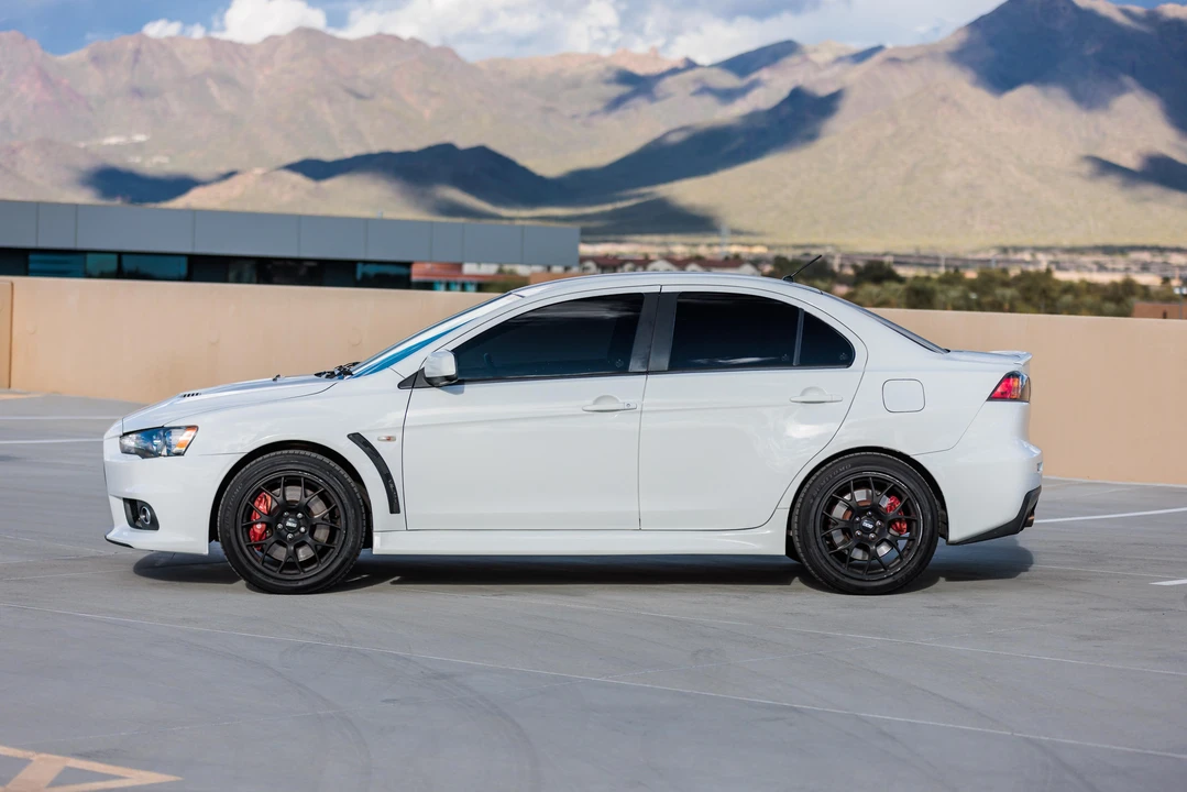 2011 Mitsubishi Lancer Evolution X 9th Gen - Image 9 of 31