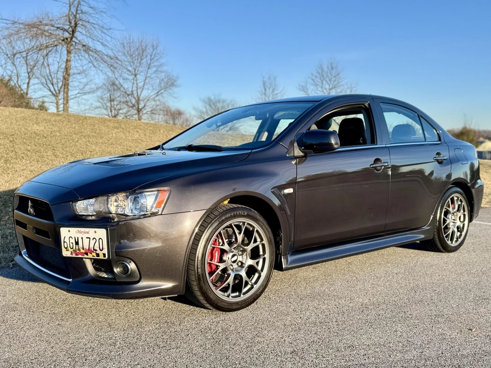 2011 Mitsubishi Lancer Evolution X 9th Gen - Image 2 of 31