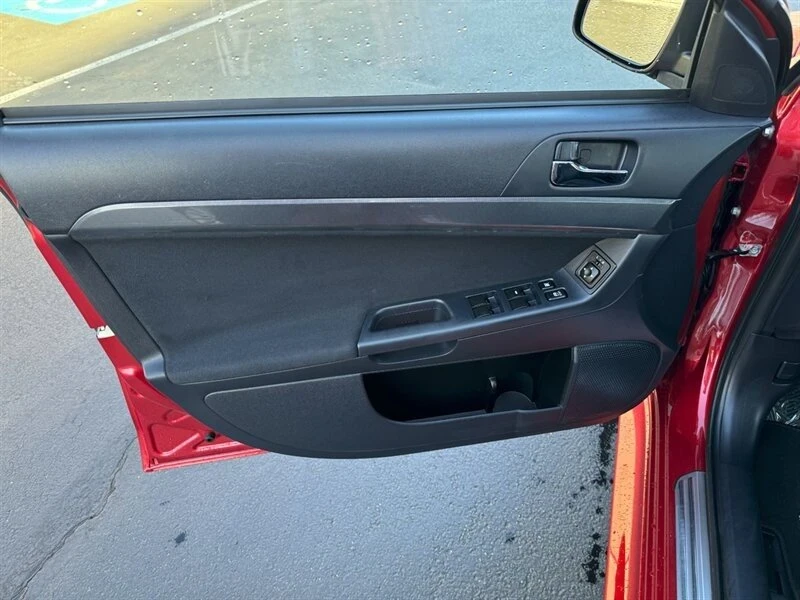 2011 Mitsubishi Lancer 8th Gen - Image 11 of 19