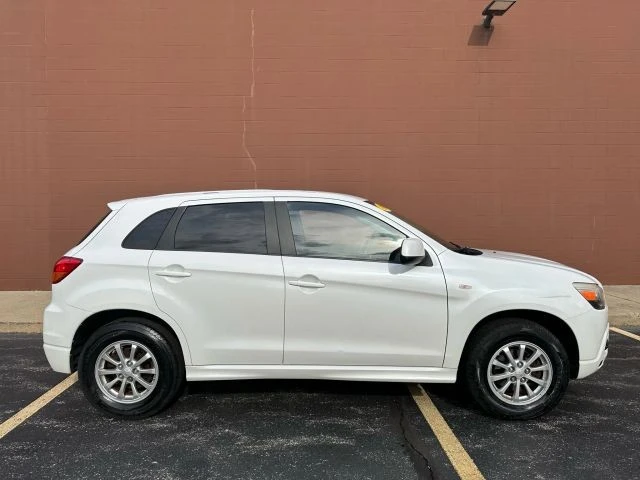 2011 Mitsubishi Outlander - Image 4 of 20
