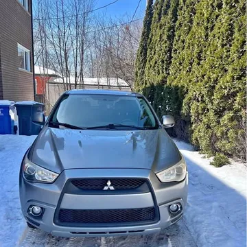 2011 Mitsubishi RVR