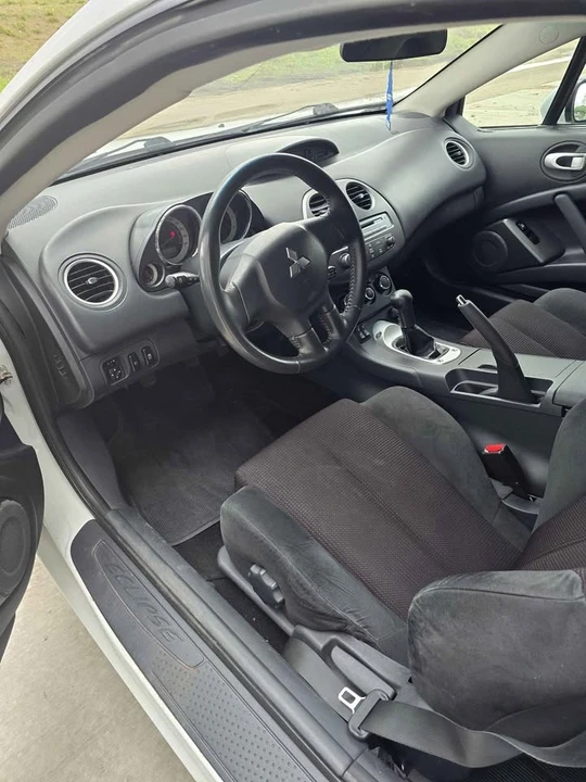 2011 Mitsubishi Eclipse 4th Gen - Image 3 of 4