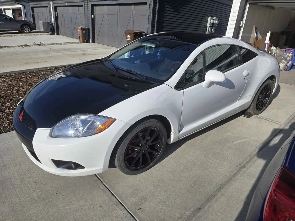 2011 Mitsubishi Eclipse 4th Gen - Image 2 of 4