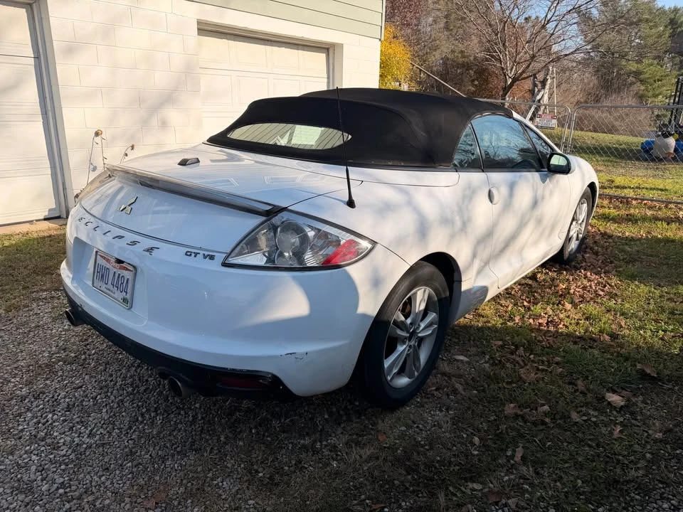 2011 Mitsubishi Eclipse 4th Gen - Image 2 of 9