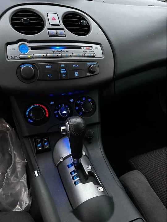 2011 Mitsubishi Eclipse 4th Gen - Image 10 of 11