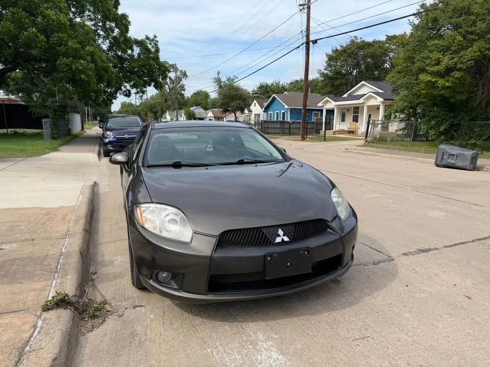 2011 Mitsubishi Eclipse 4th Gen - Image 2 of 8