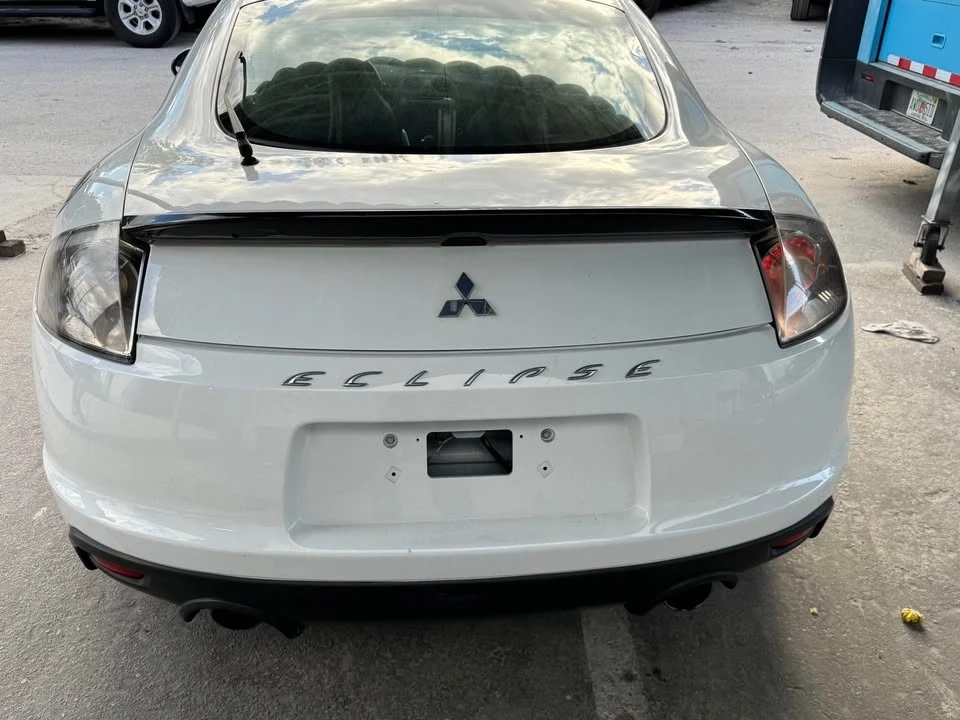 2011 Mitsubishi Eclipse 4th Gen - Image 2 of 8