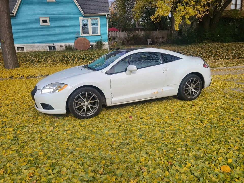2011 Mitsubishi Eclipse 4th Gen - Image 2 of 6