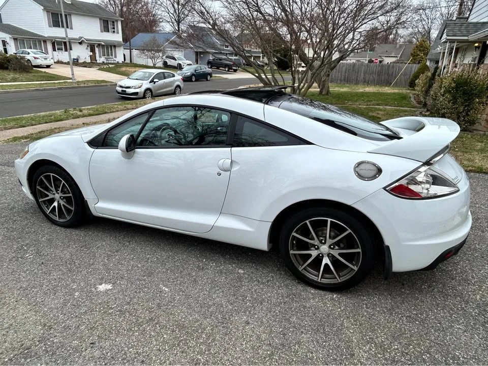 2011 Mitsubishi Eclipse 4th Gen - Image 3 of 19