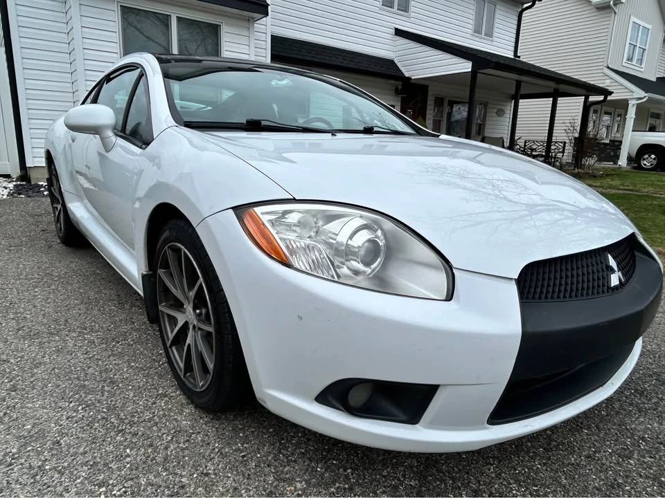 2011 Mitsubishi Eclipse 4th Gen - Image 9 of 19