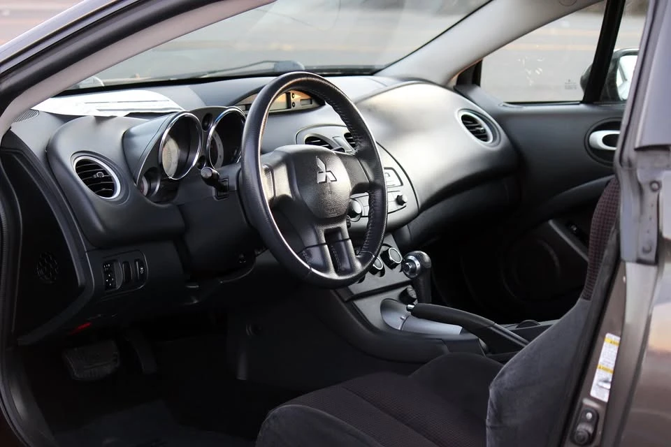 2011 Mitsubishi Eclipse 4th Gen - Image 13 of 19