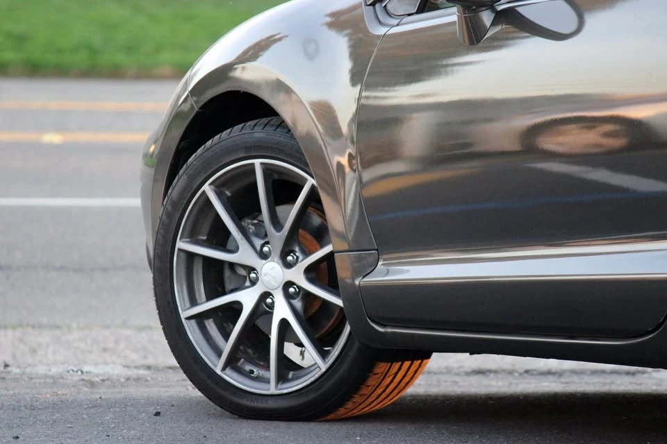 2011 Mitsubishi Eclipse 4th Gen - Image 11 of 19