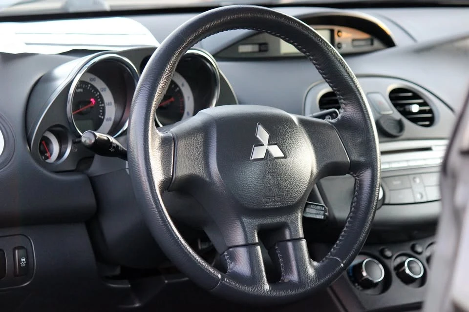 2011 Mitsubishi Eclipse 4th Gen - Image 18 of 19