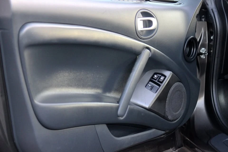 2011 Mitsubishi Eclipse 4th Gen - Image 15 of 19