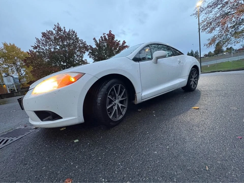 2011 Mitsubishi Eclipse 4th Gen - Image 10 of 19