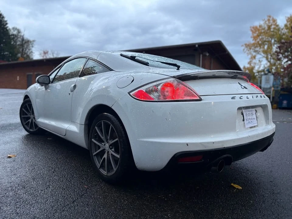 2011 Mitsubishi Eclipse 4th Gen - Image 2 of 19