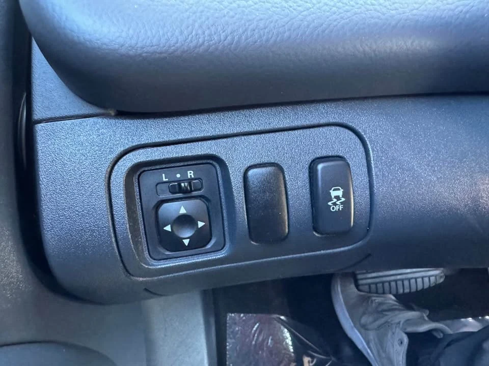 2011 Mitsubishi Eclipse 4th Gen - Image 20 of 20