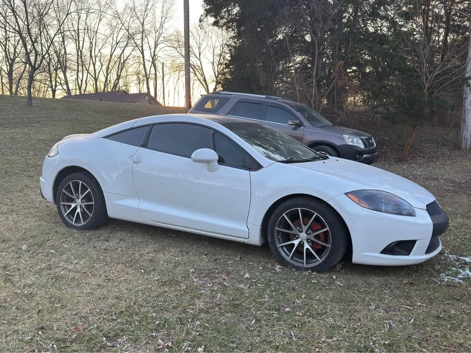 2011 Mitsubishi Eclipse 4th Gen - Image 5 of 8