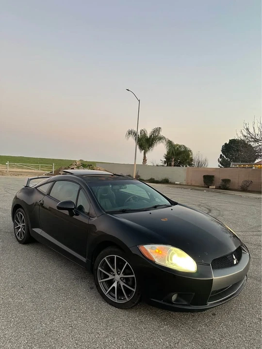 2011 Mitsubishi Eclipse 4th Gen - Image 2 of 13