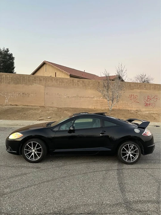2011 Mitsubishi Eclipse 4th Gen - Image 3 of 13