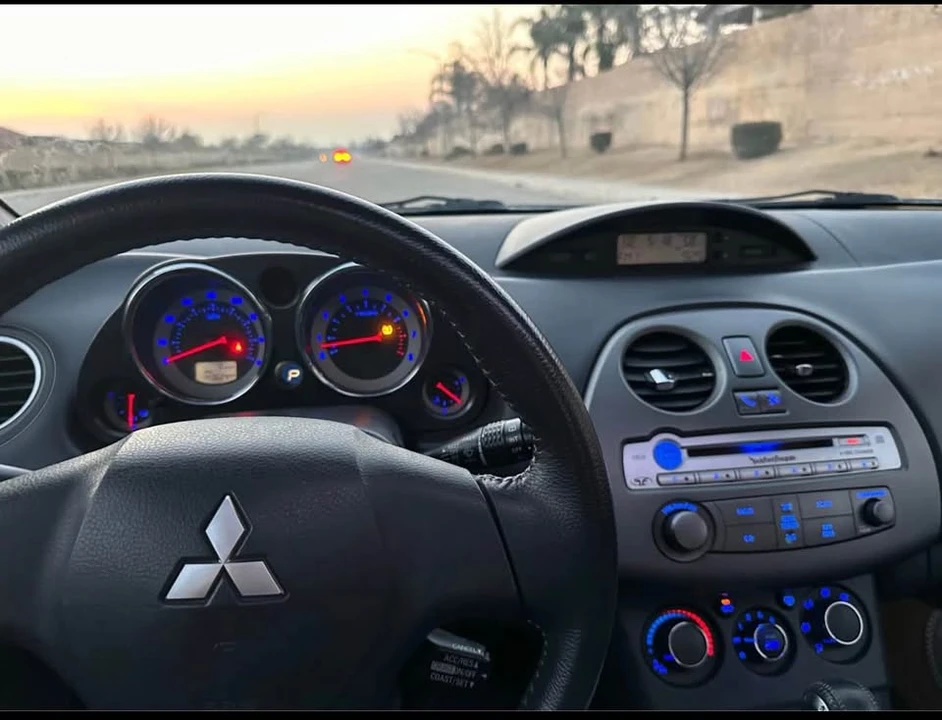 2011 Mitsubishi Eclipse 4th Gen - Image 10 of 13