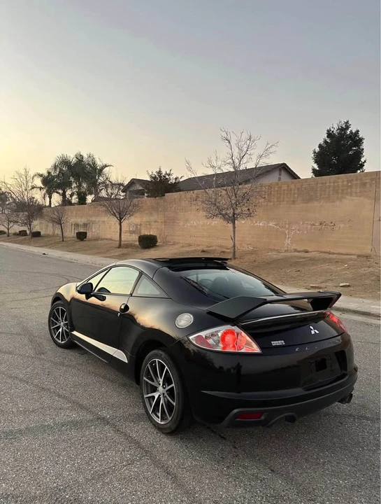 2011 Mitsubishi Eclipse 4th Gen - Image 4 of 13