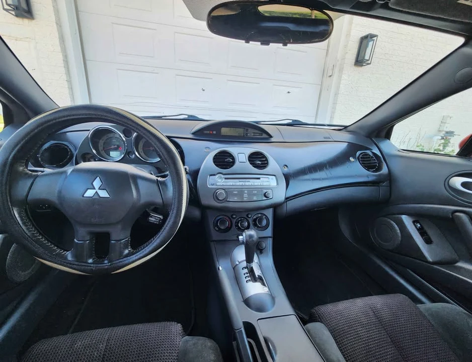 2011 Mitsubishi Eclipse 4th Gen - Image 9 of 12