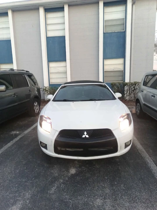 2011 Mitsubishi Eclipse 4th Gen - Image 2 of 8