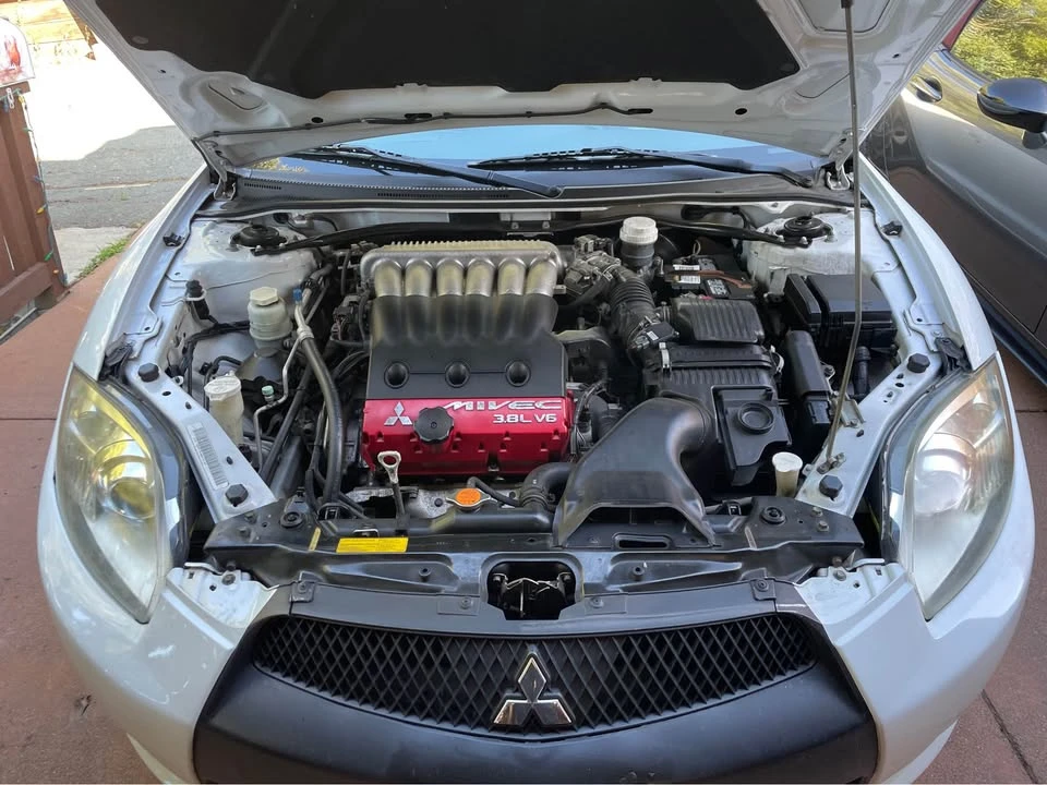 2011 Mitsubishi Eclipse 4th Gen - Image 15 of 18